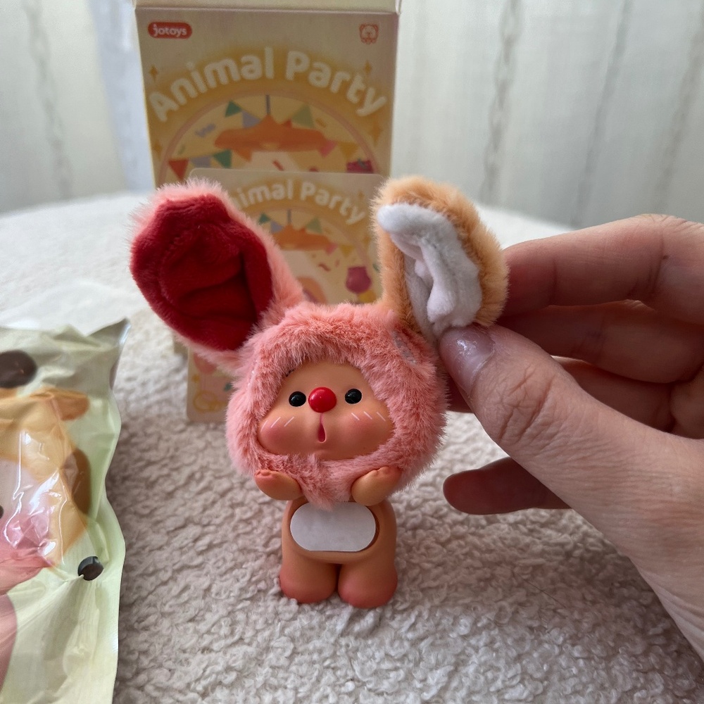 JATOYS Animal Party Blind Box Figure – OYO Rabbit